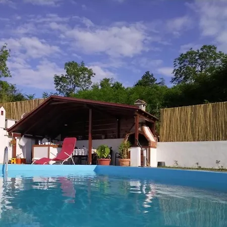 Dunavski Konaci Brestovik